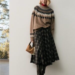 H&M NWOT Plaid A-Line Skirt - Black and Gray